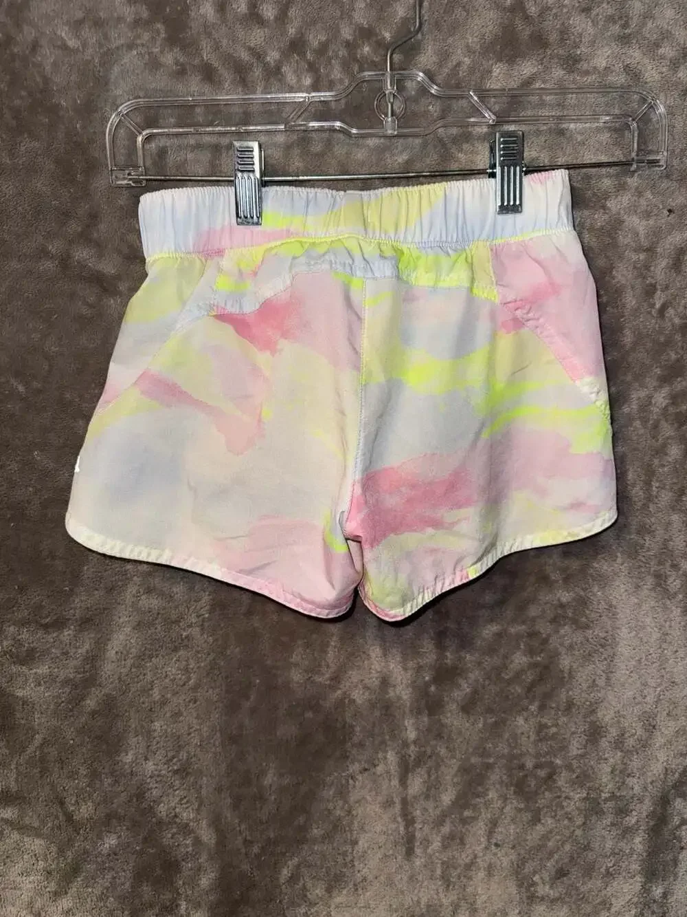 Old Navy Active Go-Dry Cool Dolphin-Hem Performance Shorts - Girls Size Medium 8